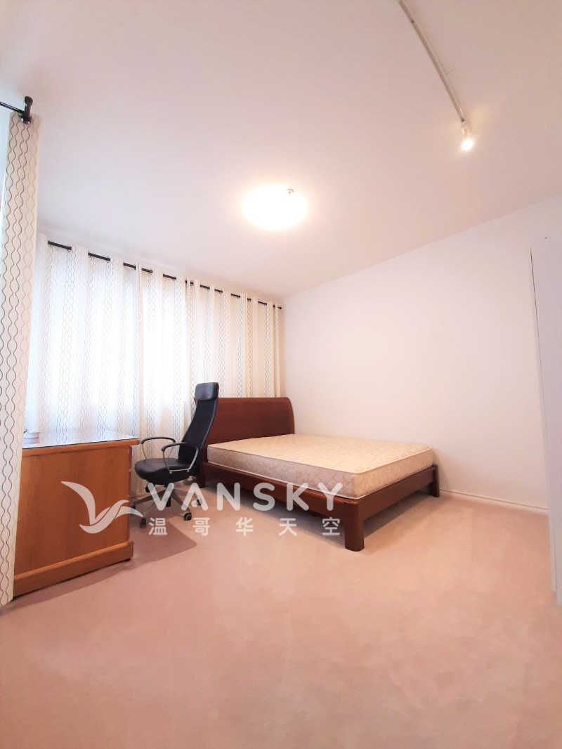 251124123758_220529 123 Den2.jpg